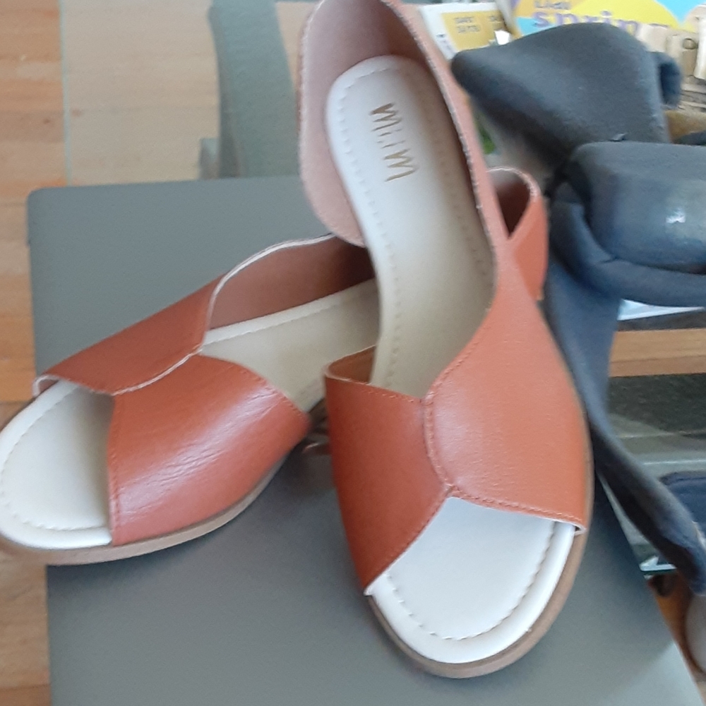 Open toe - Picture 2 of 4